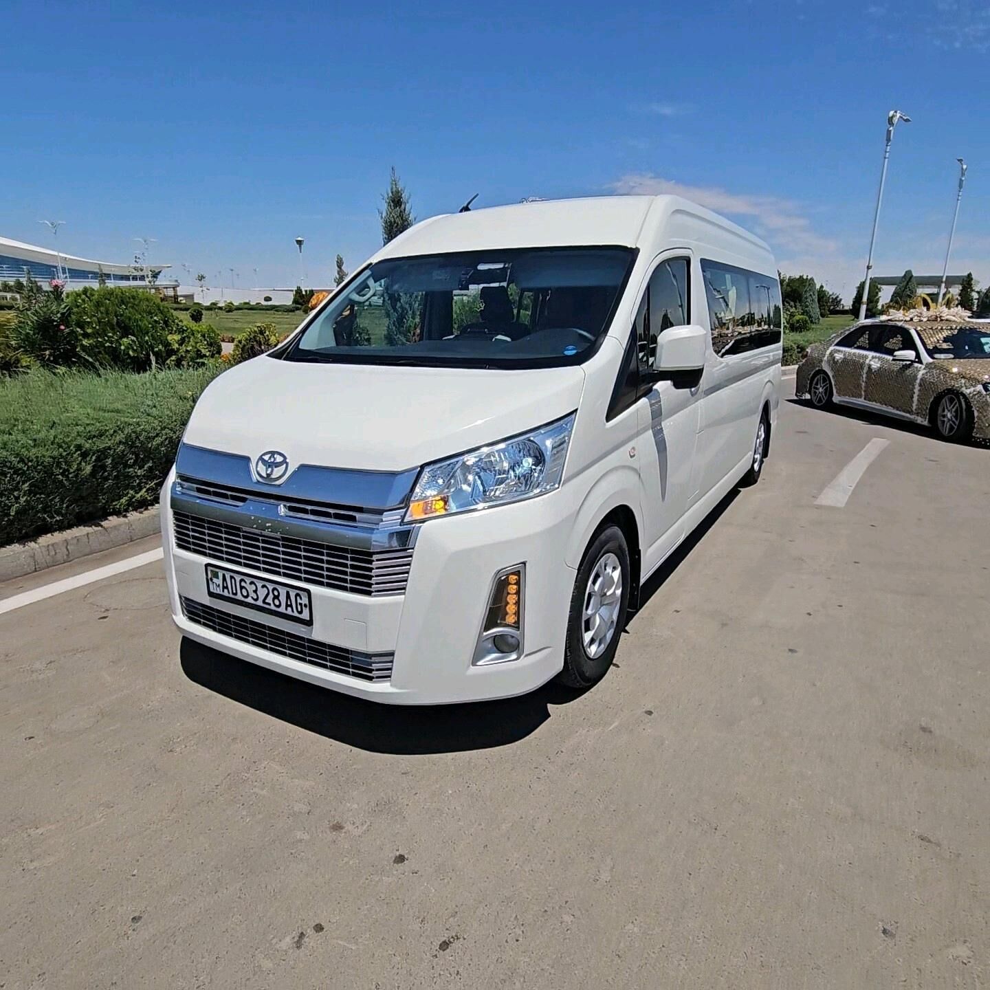 Toyota Hiace 2019 - 620 000 TMT - Бузмеин - img 6