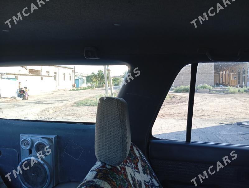 Toyota 4Runner 1995 - 50 000 TMT - Сакар - img 3