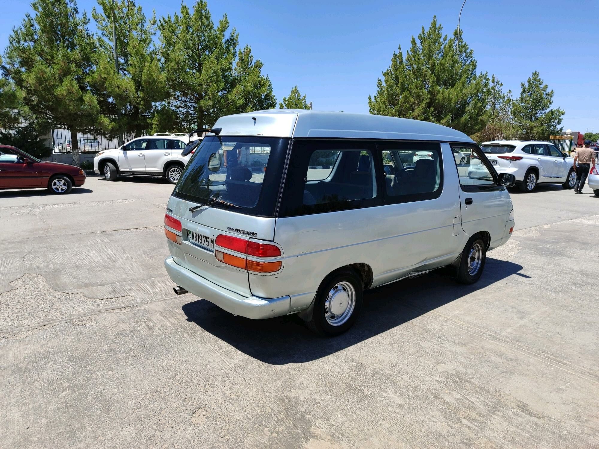 Toyota Town Ace 1992 - 39 000 TMT - Туркменгала - img 2