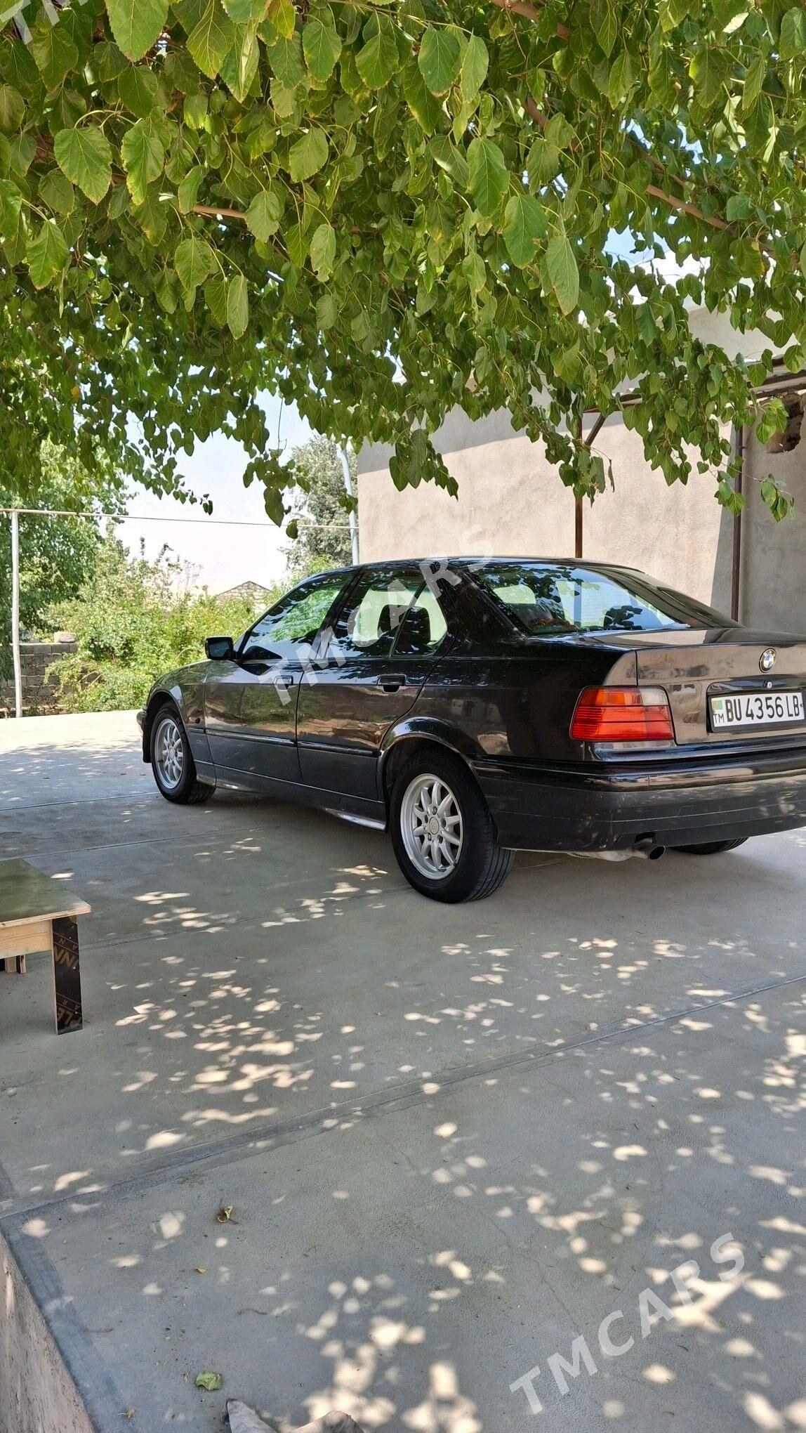 BMW 320 1993 - 40 000 TMT - Магданлы - img 2