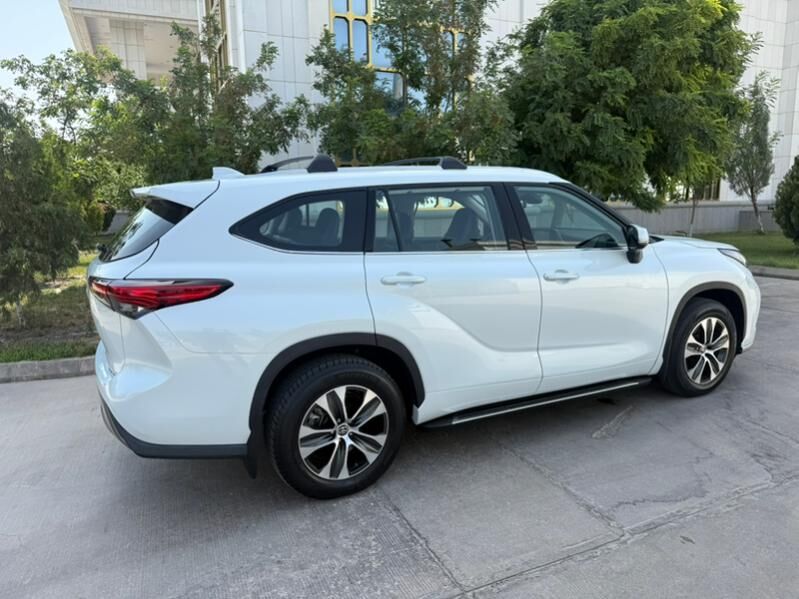 Toyota Highlander 2021 - 545 000 TMT - Ашхабад - img 3