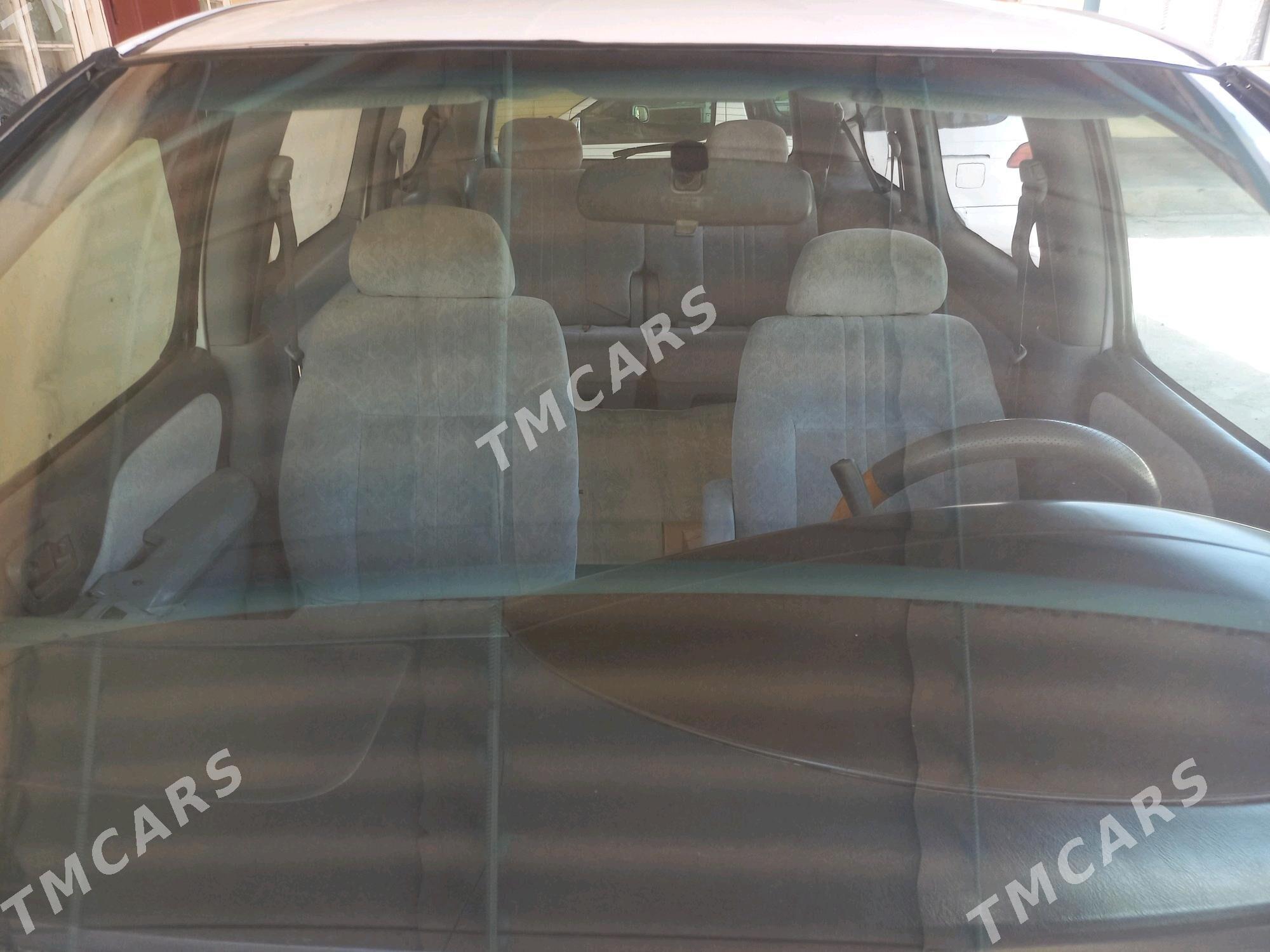 Toyota Sienna 1998 - 125 000 TMT - Кака - img 4