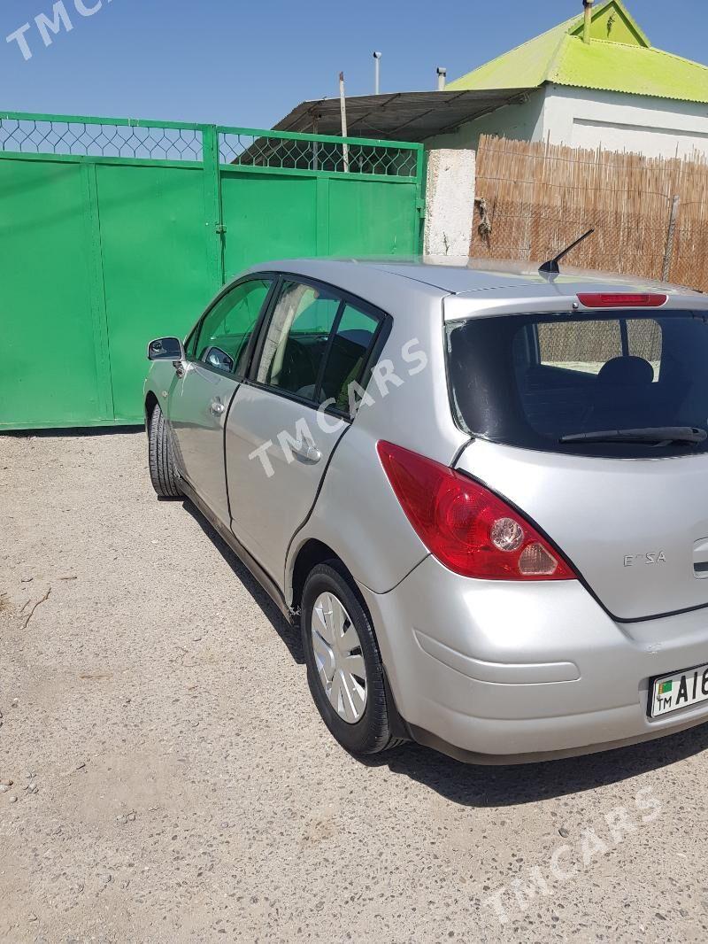 Nissan Tiida 2006 - 110 000 TMT - Теджен - img 3