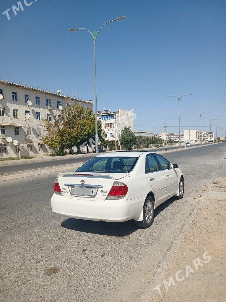 Toyota Camry 2005 - 155 000 TMT - Гызыларбат - img 2