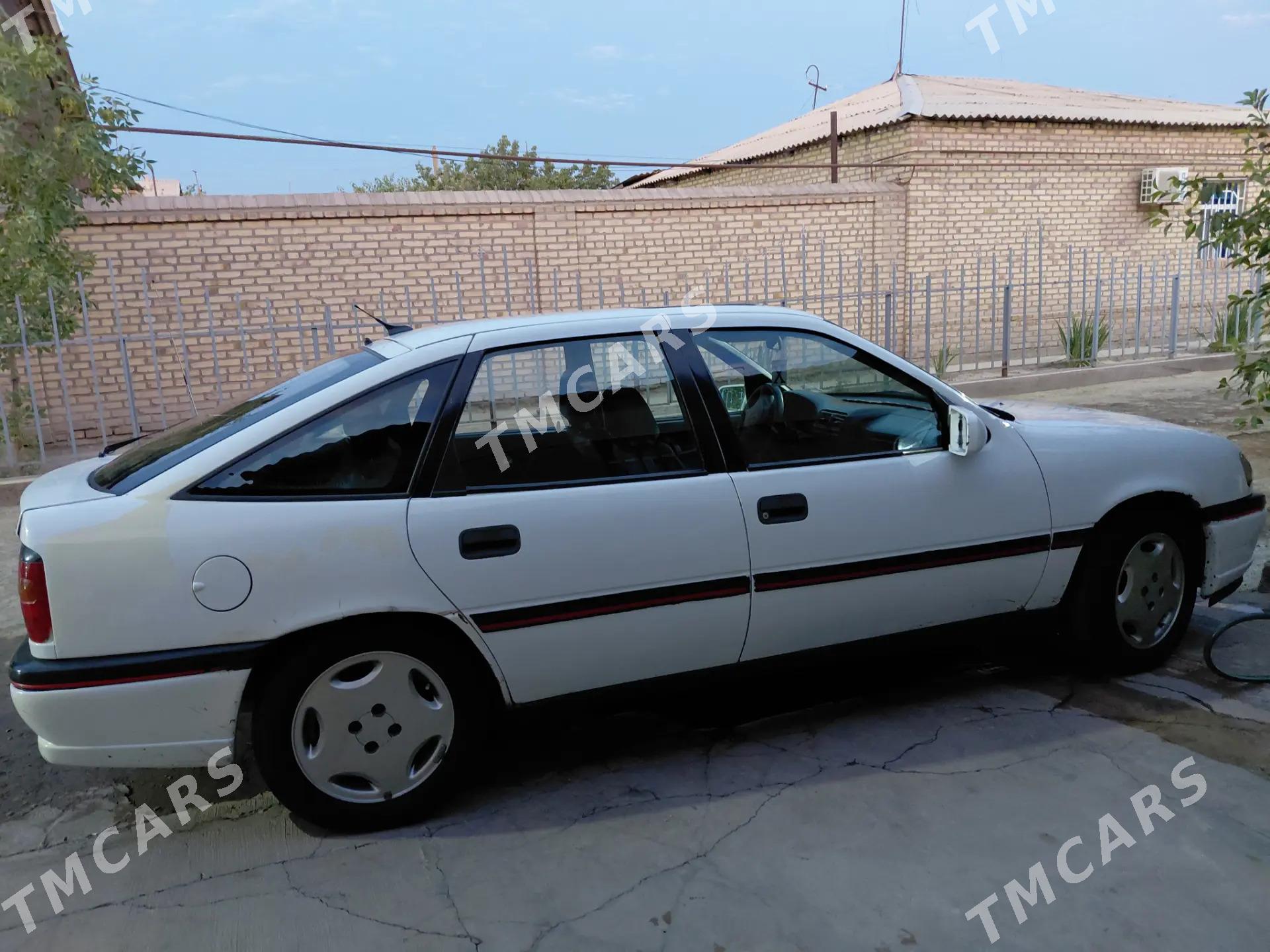 Opel Vectra 1994 - 33 000 TMT - Дашогуз - img 4