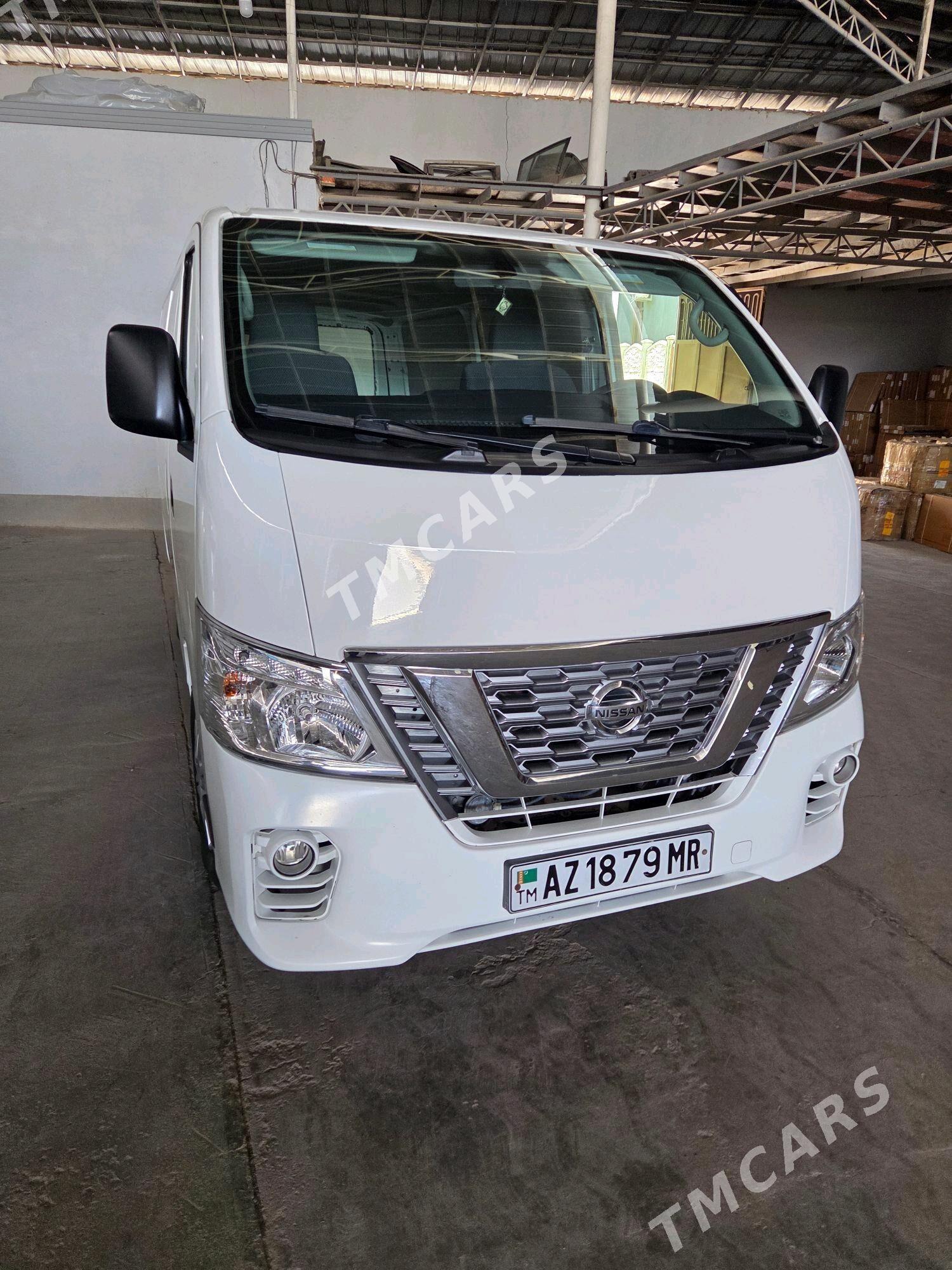 Nissan Urvan 2021 - 319 000 TMT - Mary - img 5