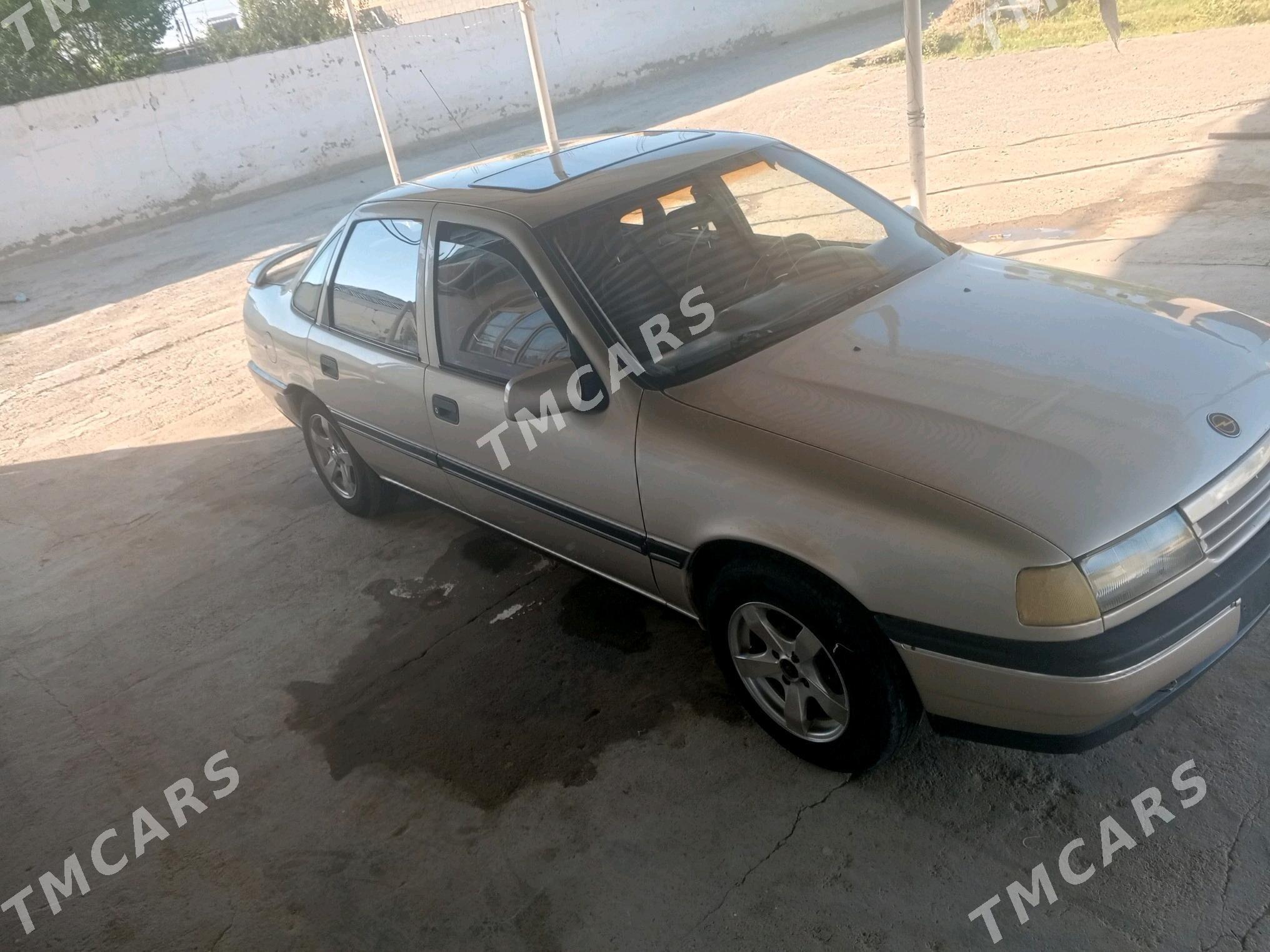 Opel Vectra 1991 - 30 000 TMT - Bäherden - img 3