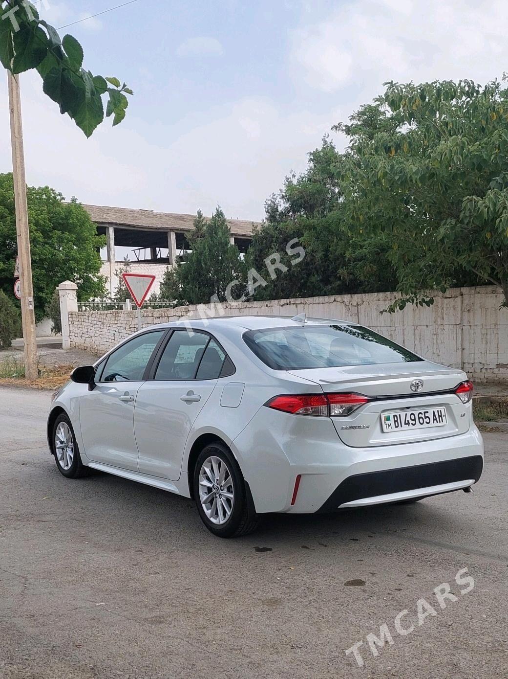 Toyota Corolla 2022 - 250 000 TMT - Гёкдепе - img 2