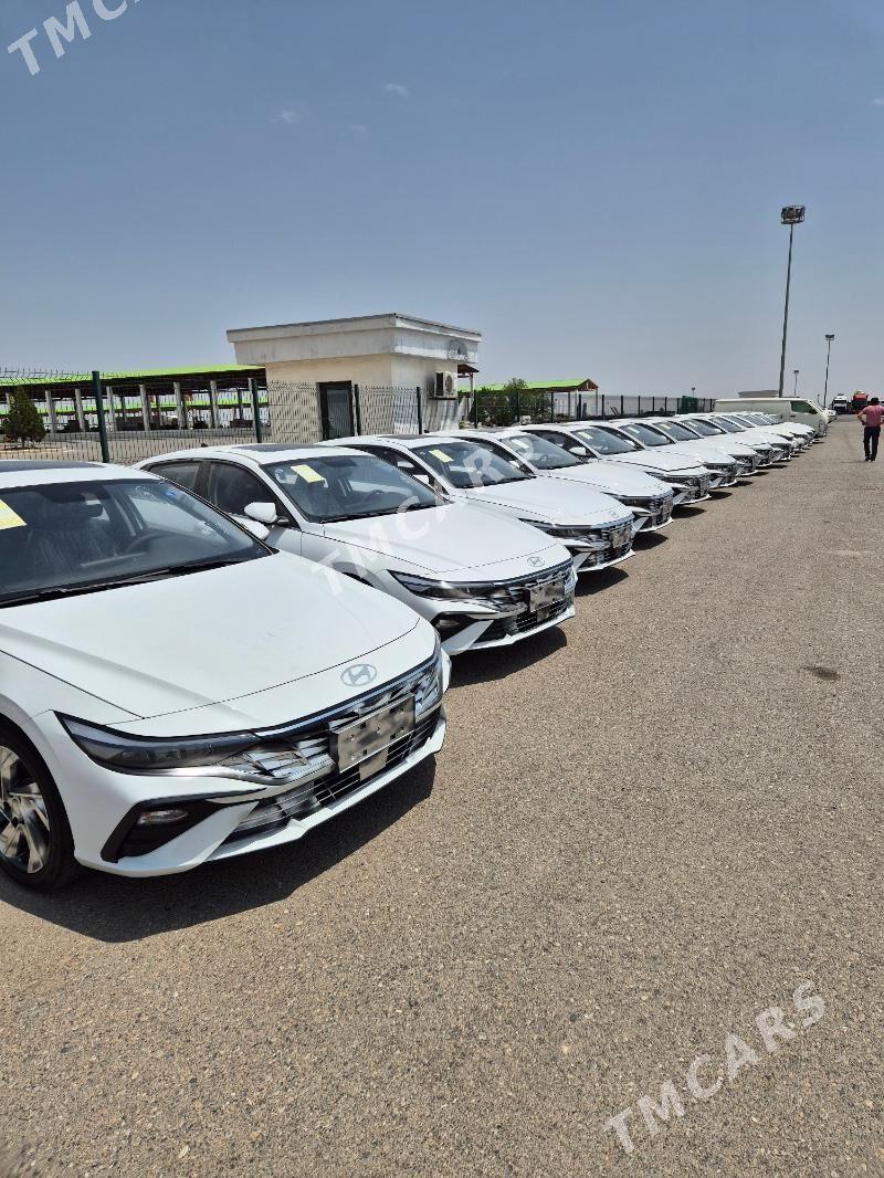 Hyundai Elantra 2025 - 275 000 TMT - Aşgabat - img 3