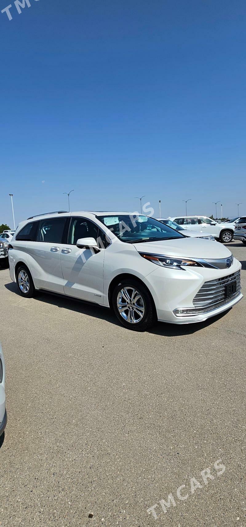 Toyota Sienna 2021 - 911 400 TMT - Ашхабад - img 2