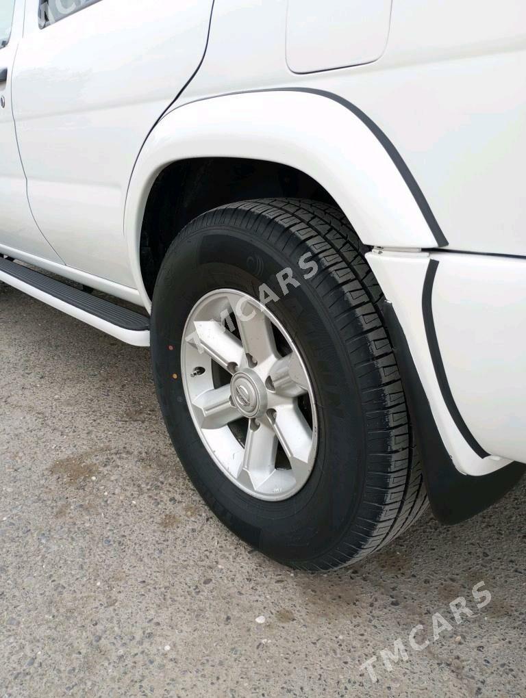 Nissan Pathfinder 2003 - 140 000 TMT - Bäherden - img 3