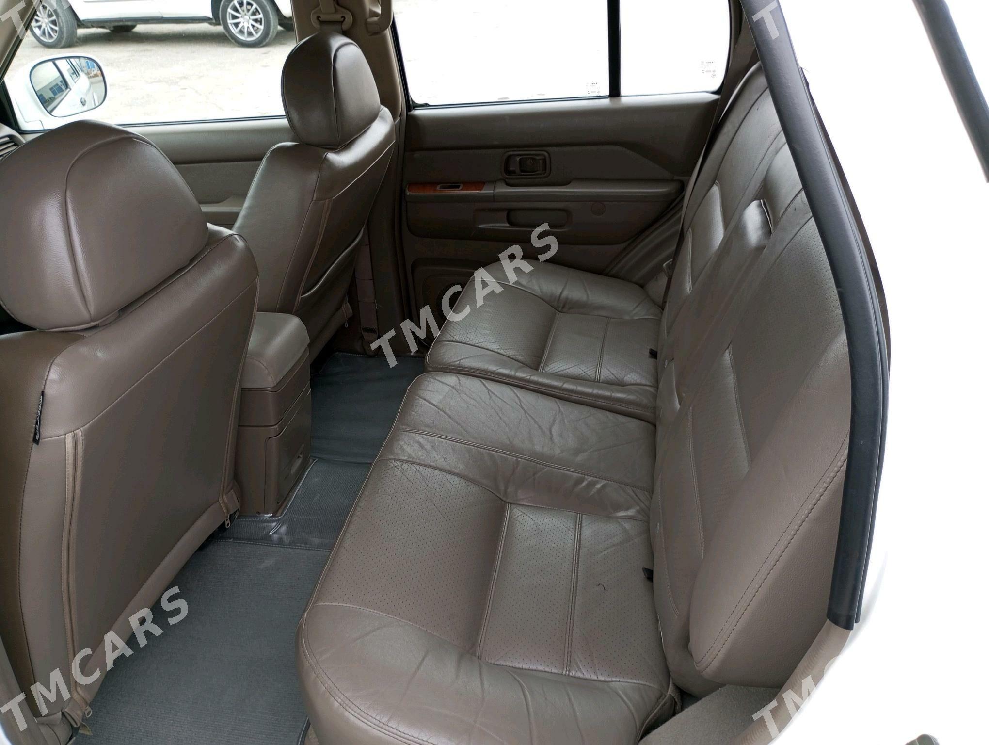 Nissan Pathfinder 2003 - 140 000 TMT - Bäherden - img 6