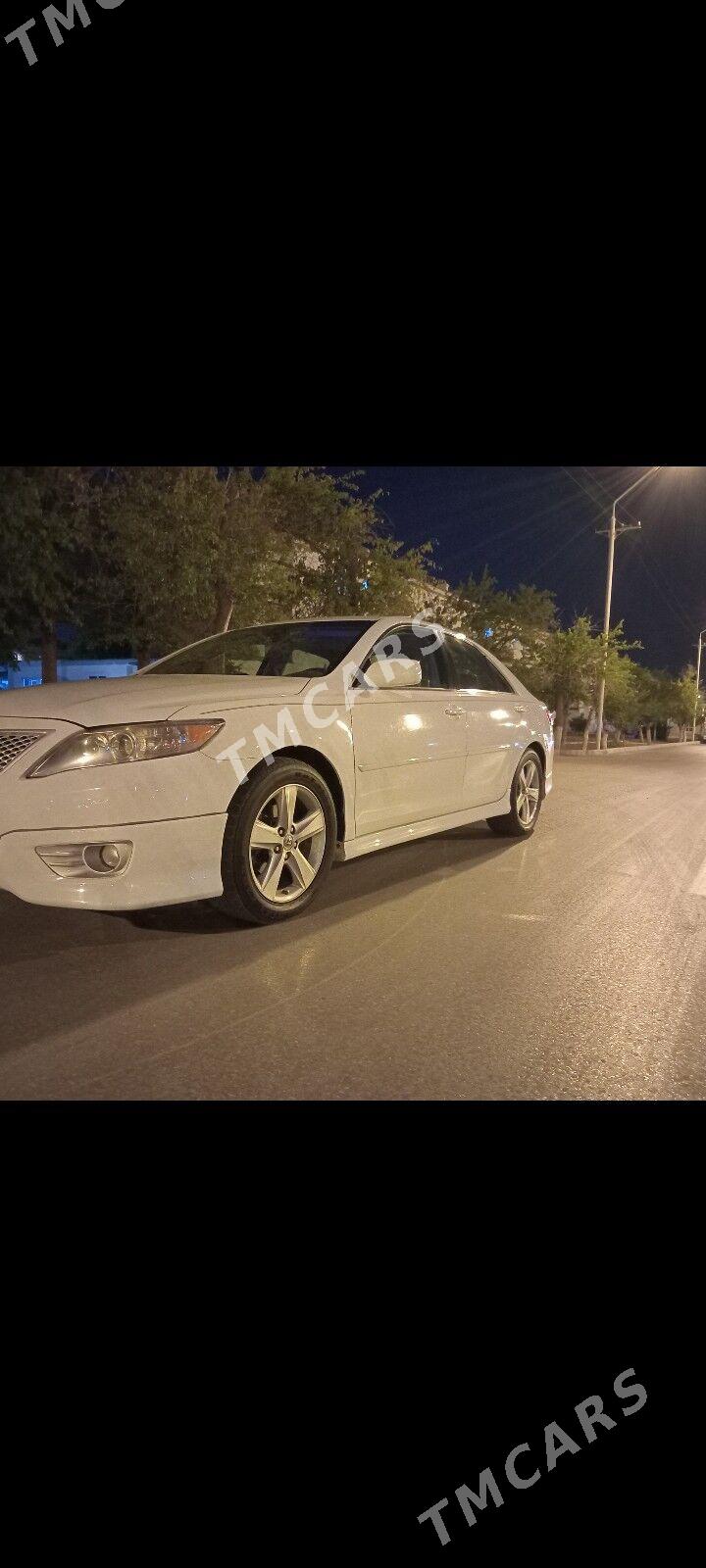 Toyota Camry 2011 - 220 000 TMT - Балканабат - img 4