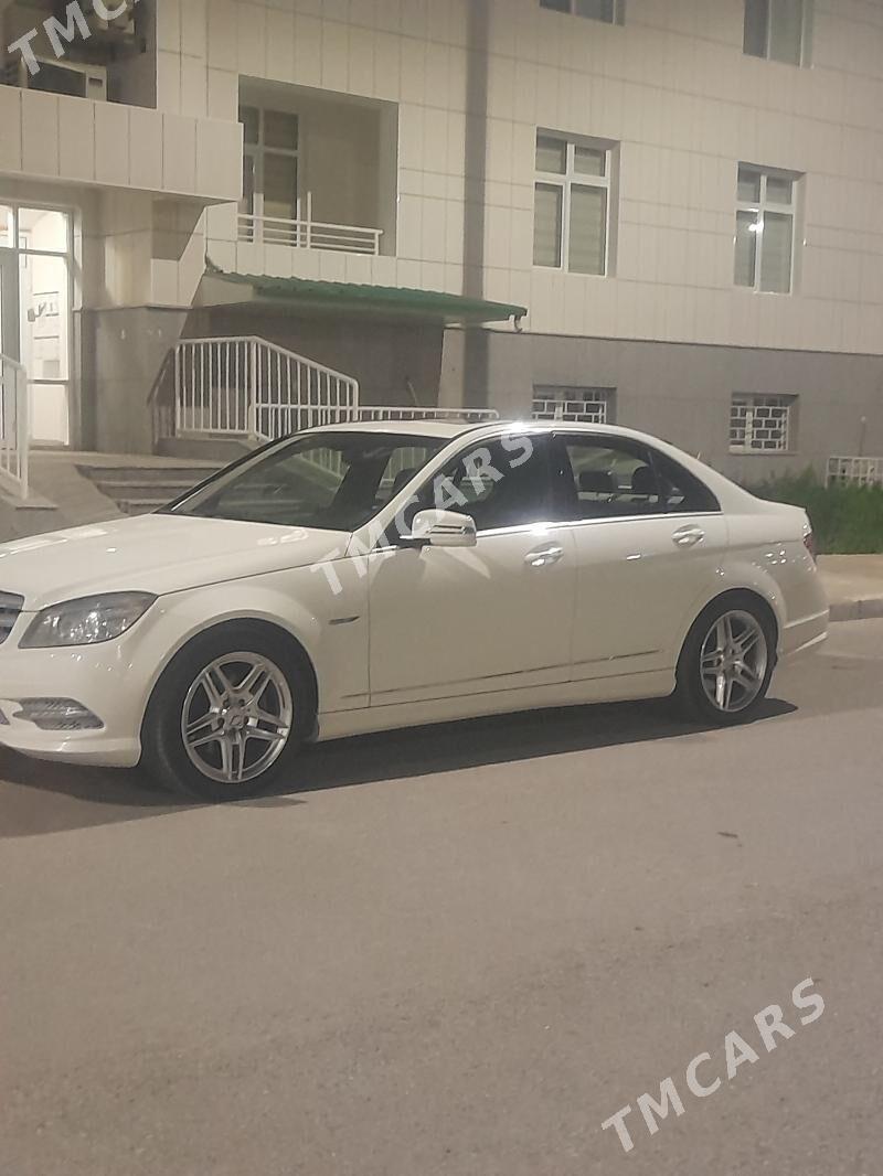 Mercedes-Benz C300 2010 - 200 000 TMT - Ak bugdaý etraby - img 2