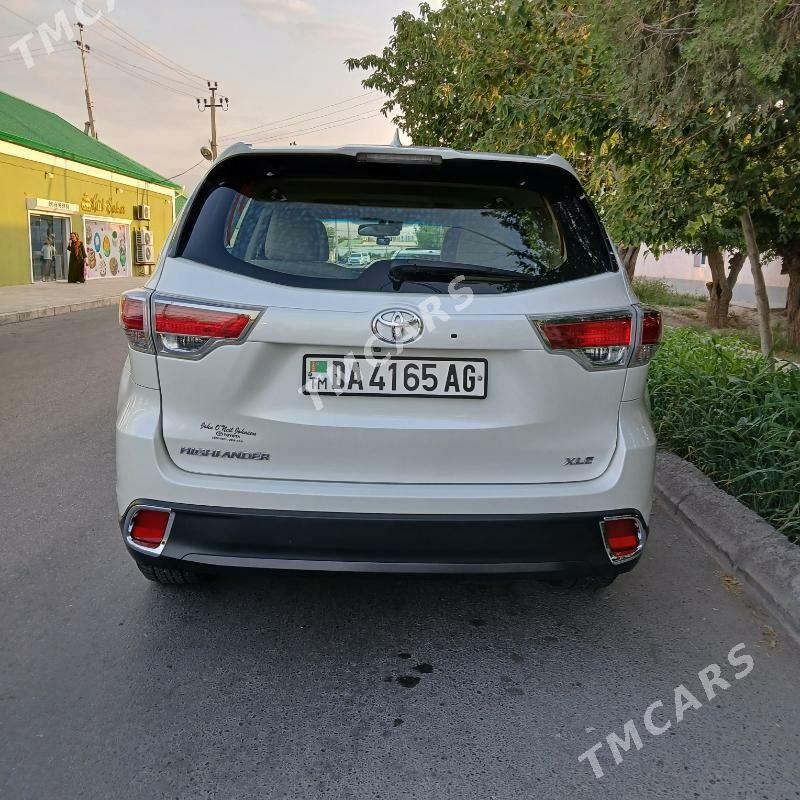 Toyota Highlander 2014 - 440 000 TMT - Бузмеин - img 5