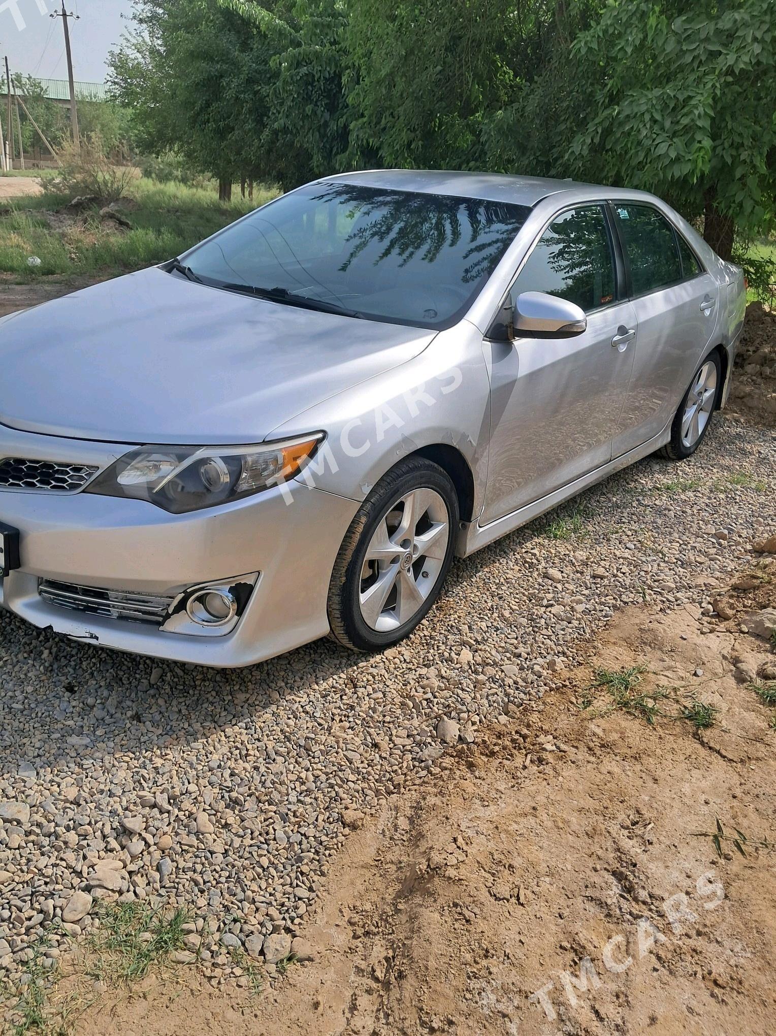 Toyota Camry 2013 - 200 000 TMT - Baýramaly - img 2
