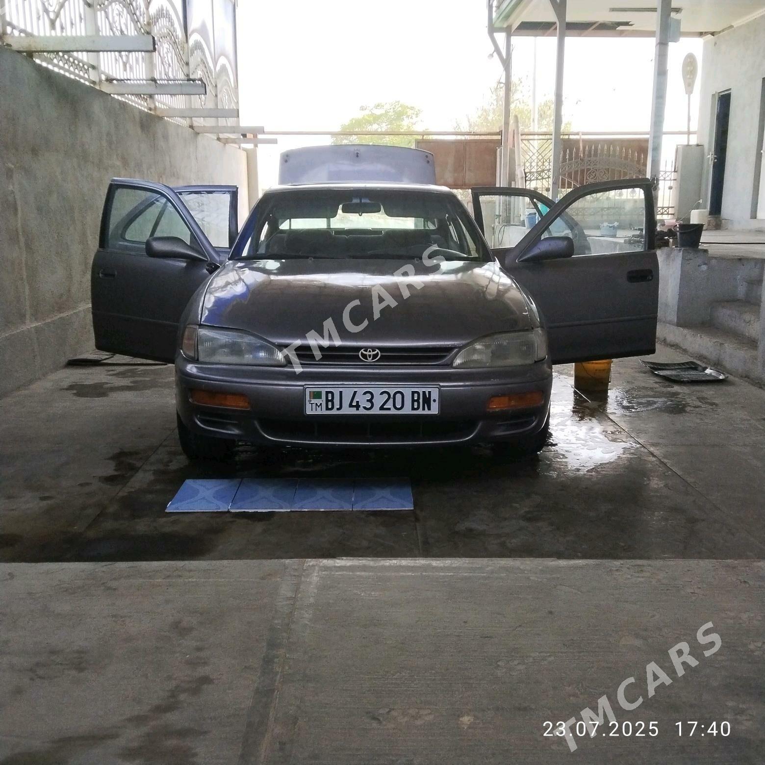 Toyota Camry 1996 - 75 000 TMT - Гызыларбат - img 4