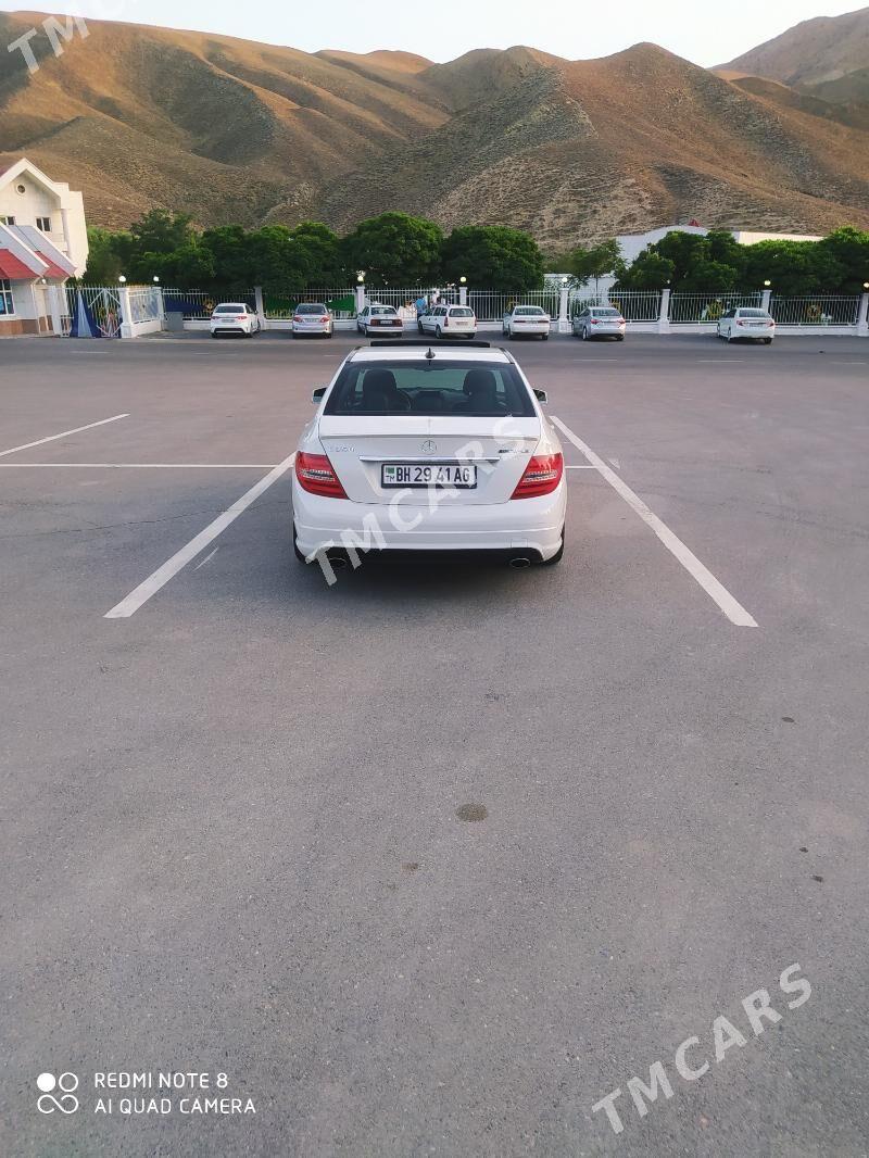 Mercedes-Benz C350 2009 - 195 000 TMT - Ашхабад - img 4