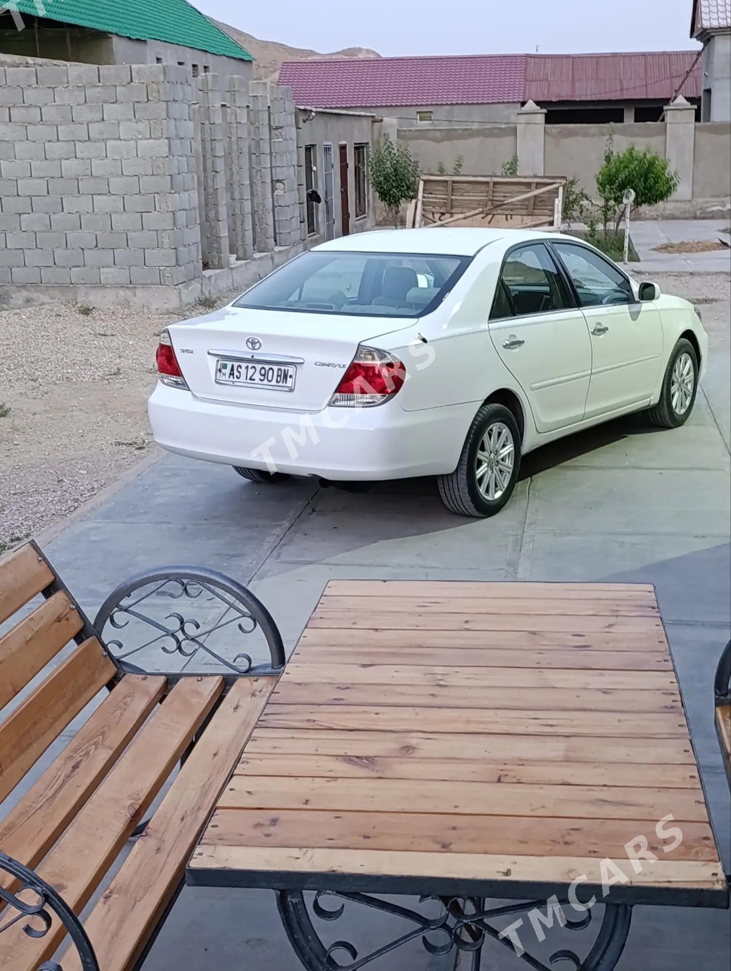 Toyota Camry 2001 - 150 000 TMT - Балканабат - img 5