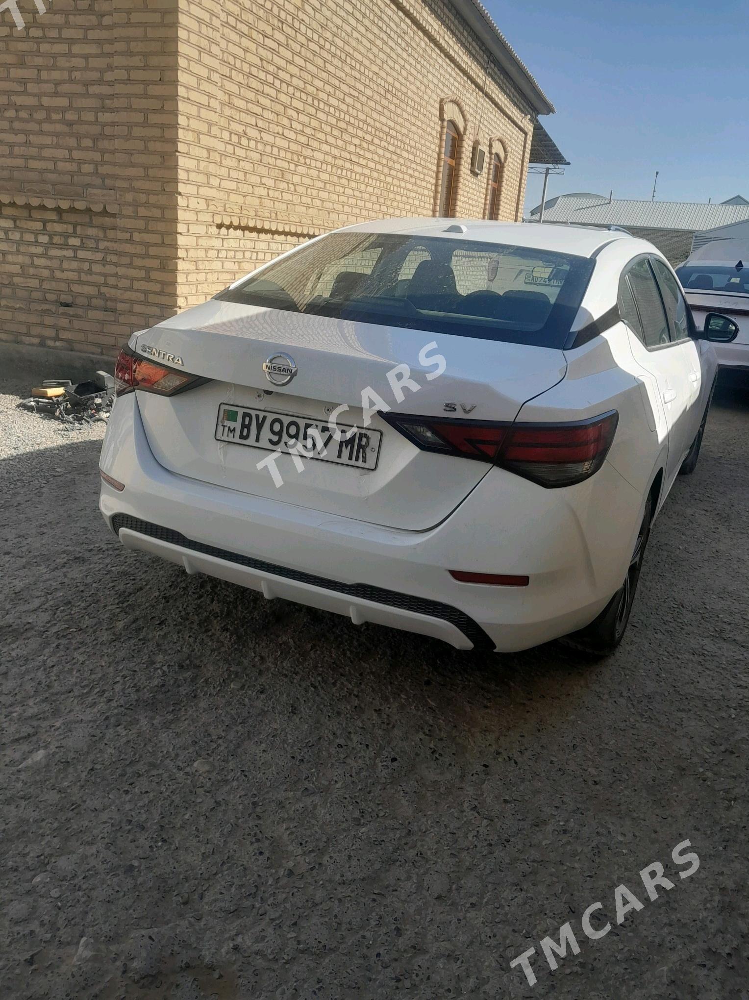 Nissan Sentra 2022 - 230 000 TMT - Мары - img 3
