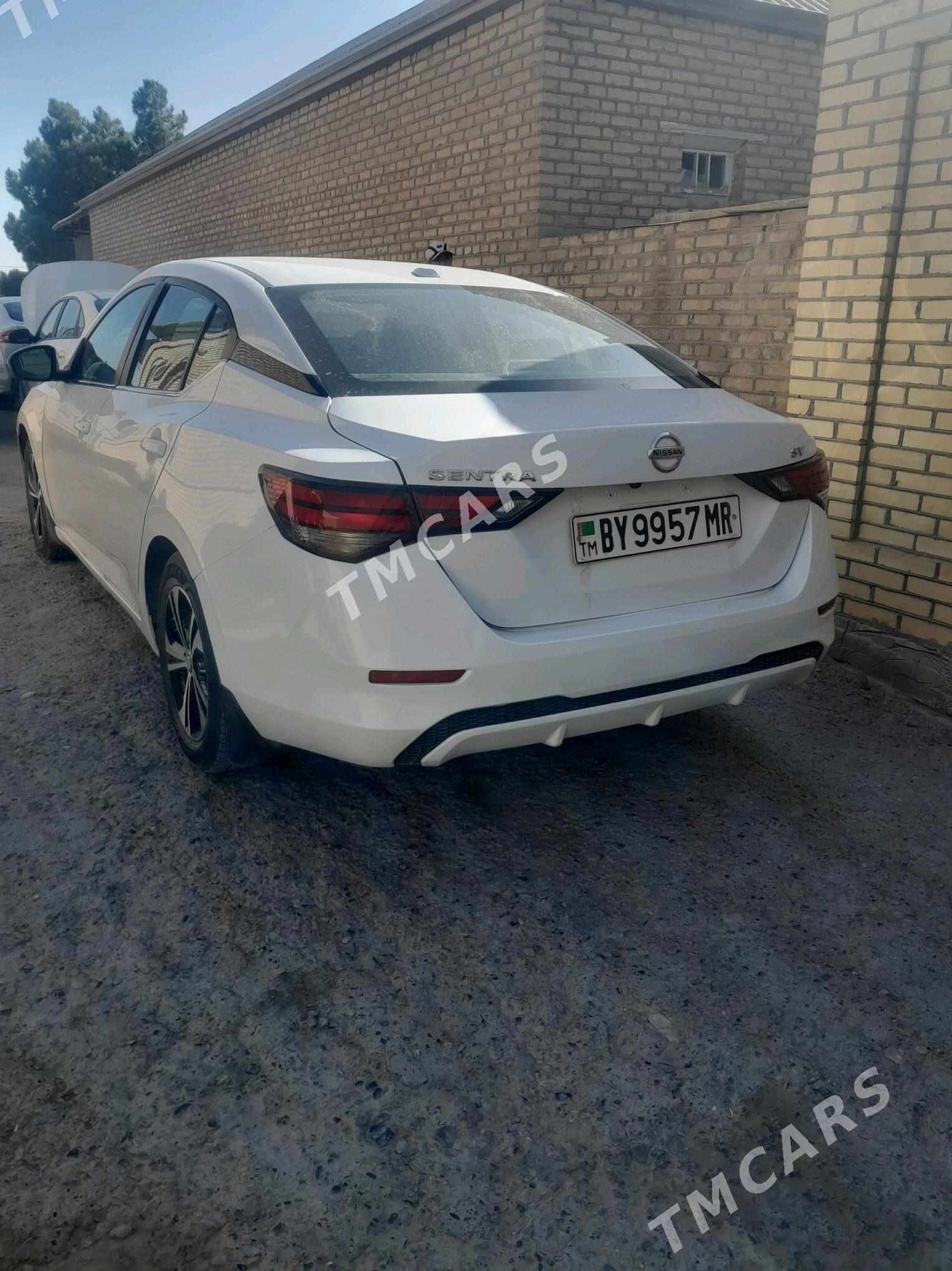 Nissan Sentra 2022 - 230 000 TMT - Мары - img 4