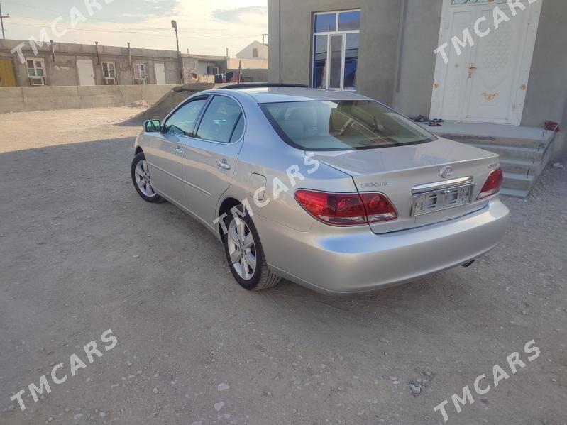 Lexus ES 330 2005 - 230 000 TMT - Балканабат - img 4