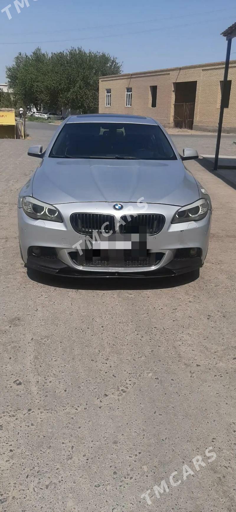 BMW F10 2011 - 235 000 TMT - Dänew - img 5