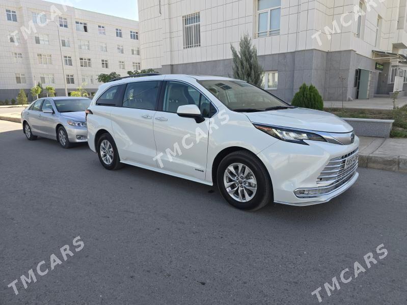 Toyota Sienna 2021 - 465 000 TMT - Ашхабад - img 4