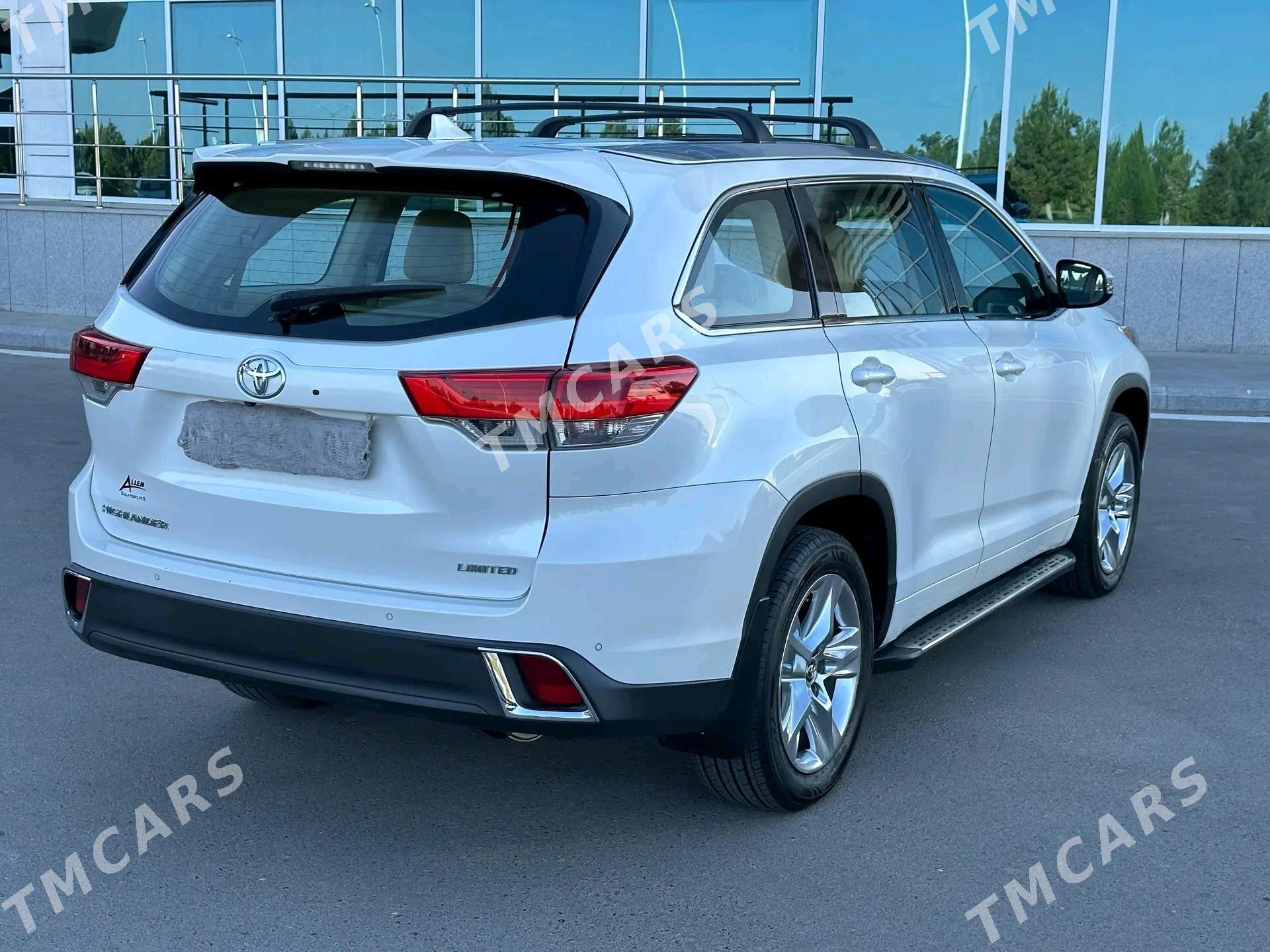 Toyota Highlander 2018 - 470 000 TMT - Türkmenbaşy - img 4