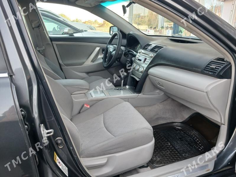Toyota Camry 2010 - 175 000 TMT - Мары - img 4