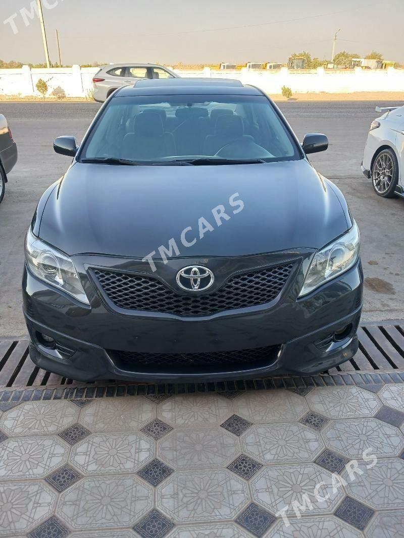 Toyota Camry 2010 - 175 000 TMT - Мары - img 3