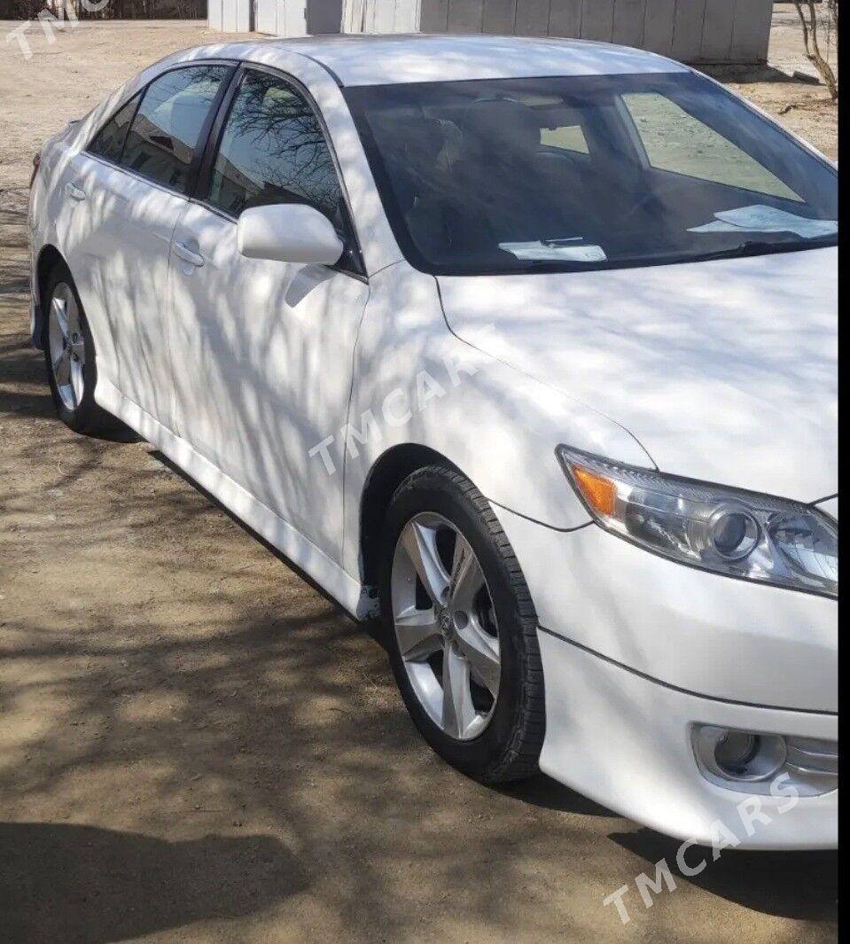 Toyota Camry 2010 - 170 000 TMT - Сакарчага - img 3