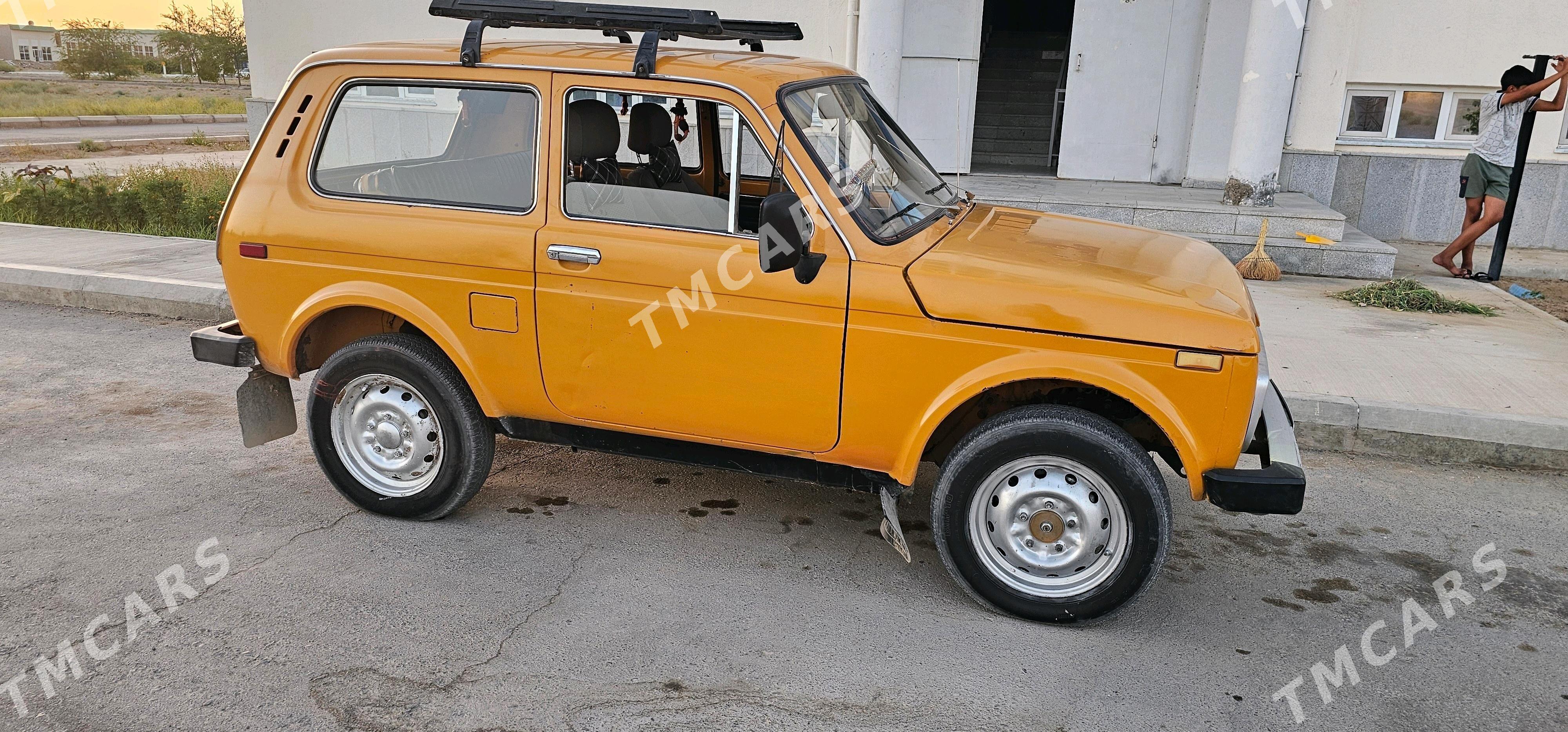Lada Niva 1984 - 48 000 TMT - Сейди - img 5