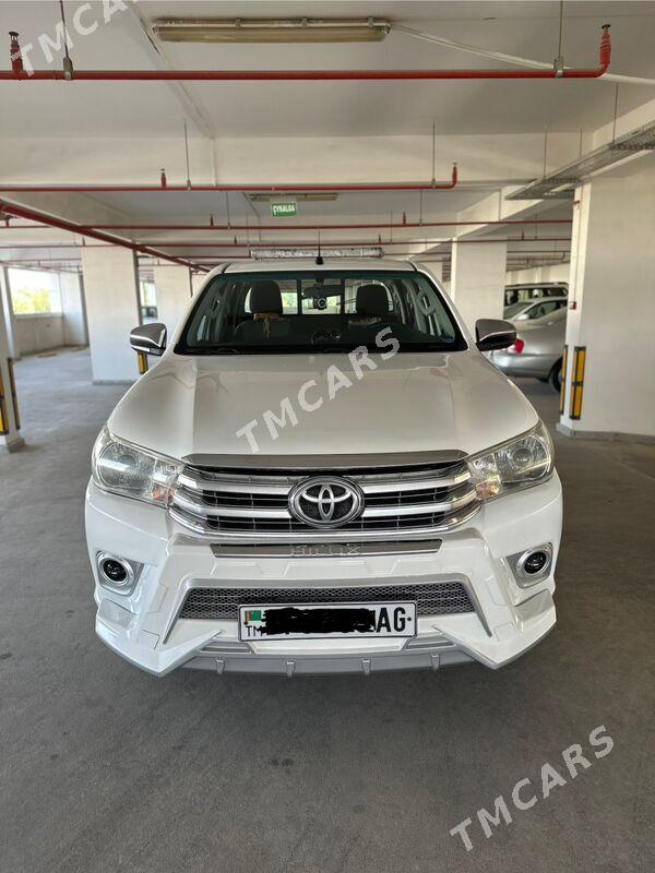 Toyota Hilux 2017 - 500 000 TMT - Ашхабад - img 2