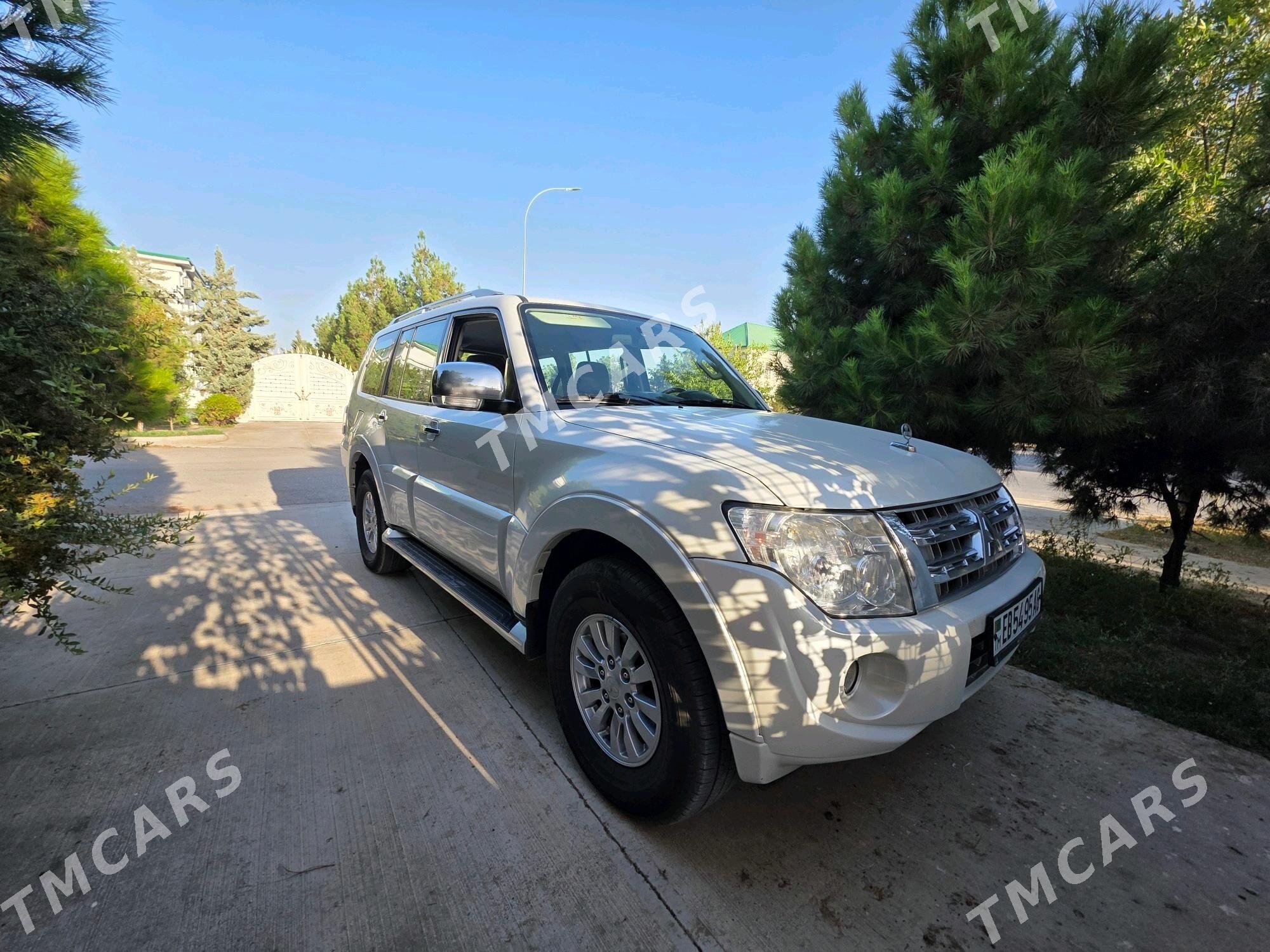 Mitsubishi Pajero 2014 - 300 000 TMT - Ашхабад - img 3