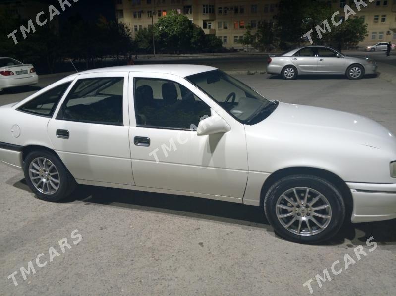 Opel Vectra 1994 - 40 000 TMT - Бузмеин ГРЭС - img 4