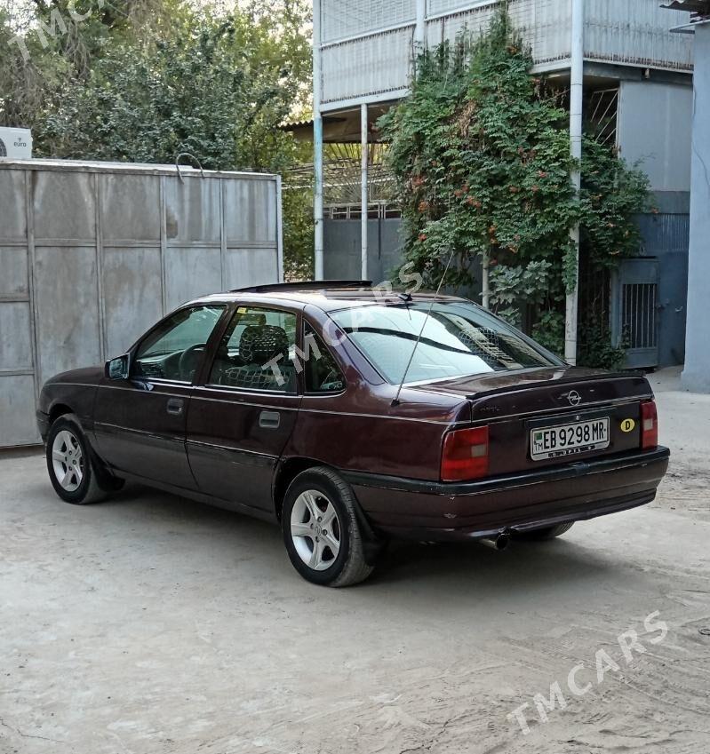 Opel Vectra 1992 - 40 000 TMT - Mary - img 2