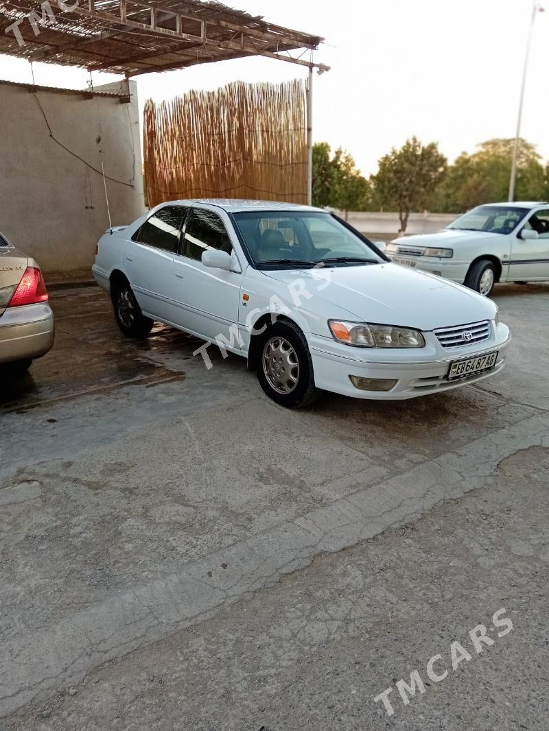 Toyota Camry 2001 - 126 000 TMT - Бахарден - img 2