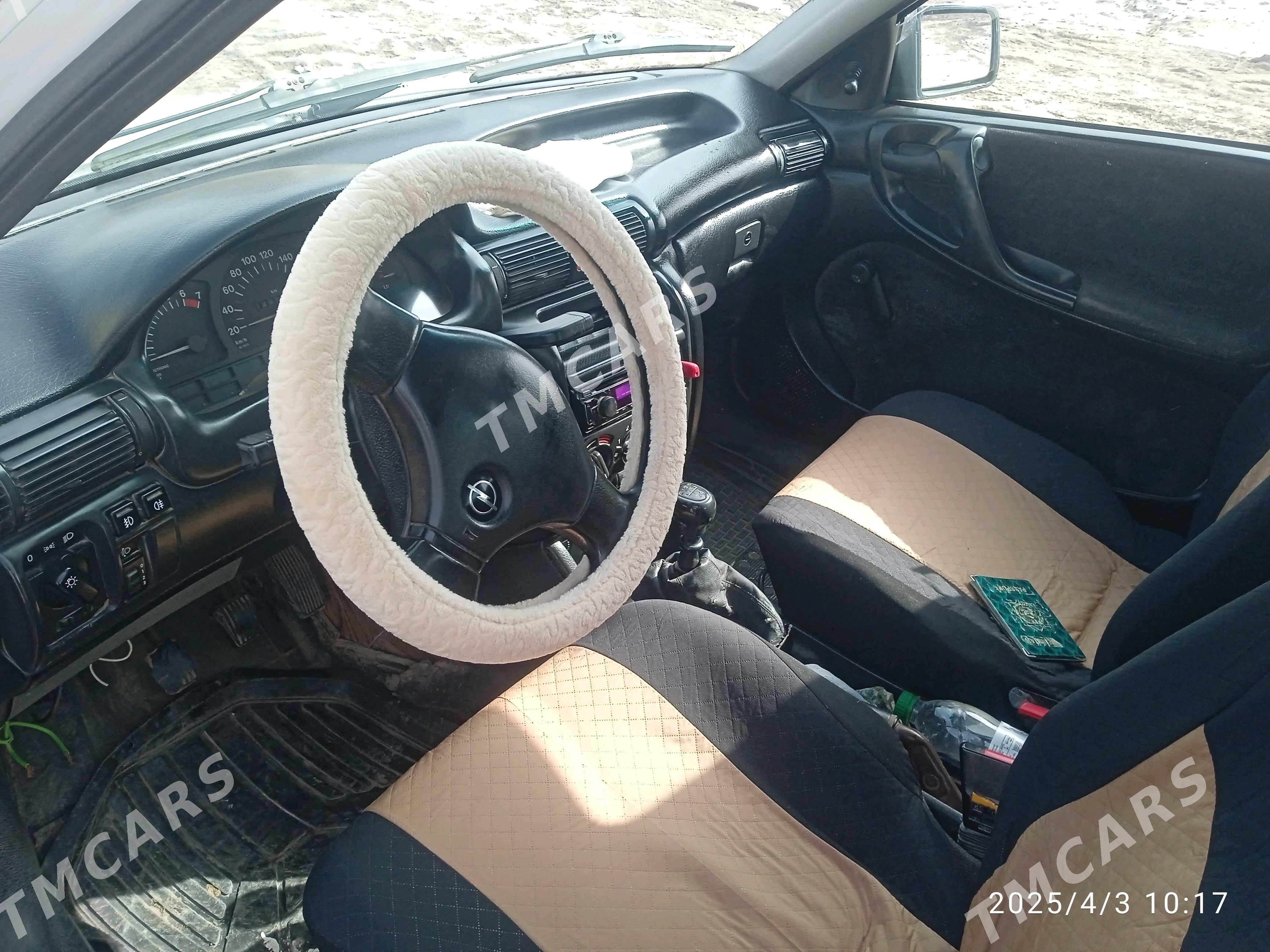 Opel Astra 1993 - 35 000 TMT - Болдумсаз - img 3