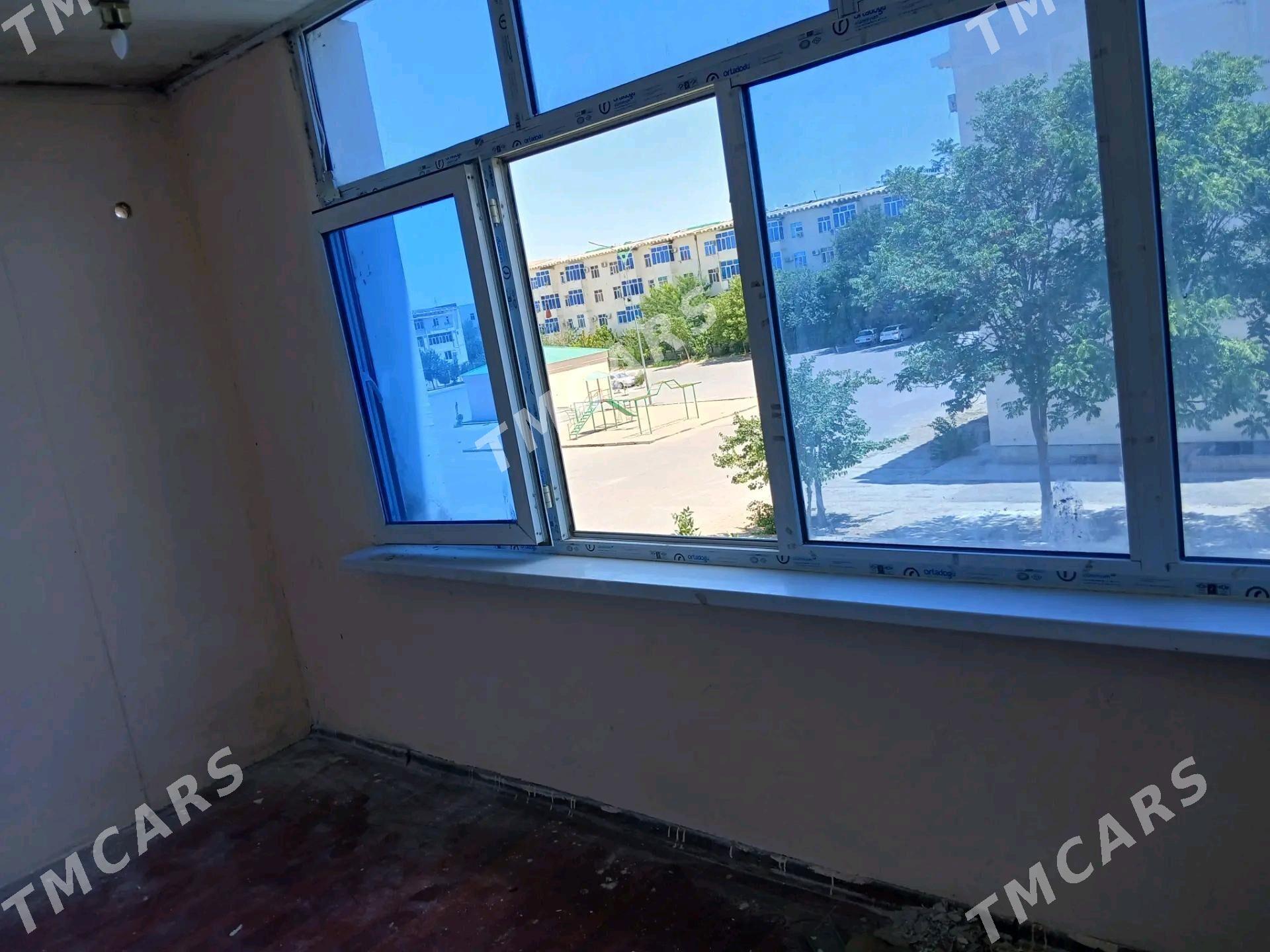 1 komnat kwartira - Büzmeýin GRES - img 4