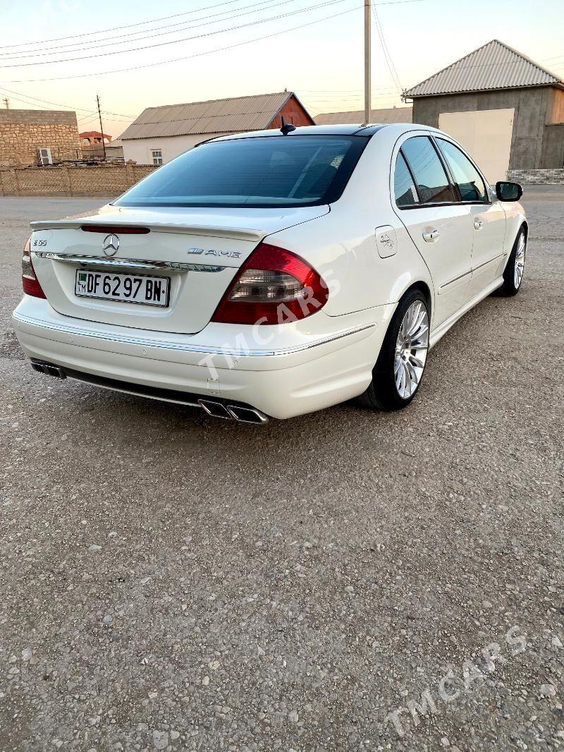 Mercedes-Benz E500 2006 - 200 000 TMT - Gumdag - img 6