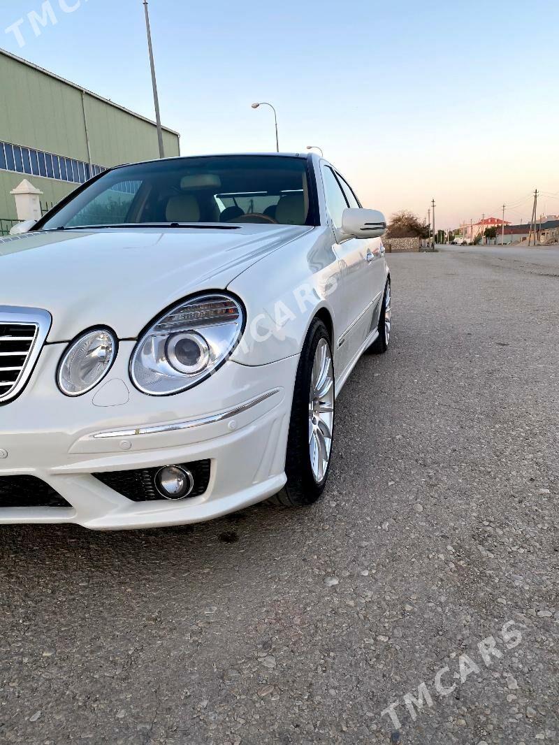 Mercedes-Benz E500 2006 - 200 000 TMT - Gumdag - img 4
