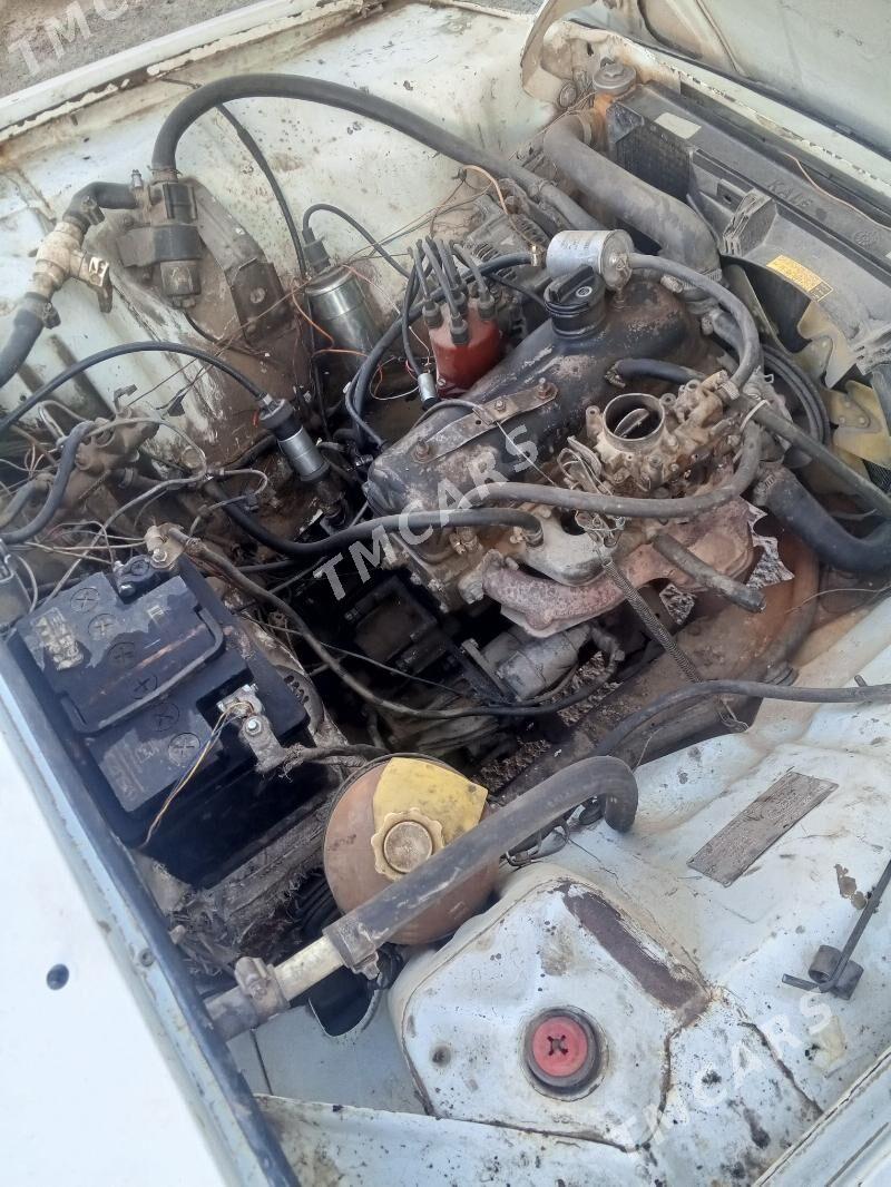 Renault Duster 1988 - 8 000 TMT - Çoganly - img 5