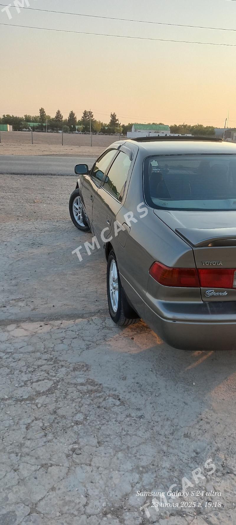 Toyota Camry 2000 - 155 000 TMT - Керки - img 3