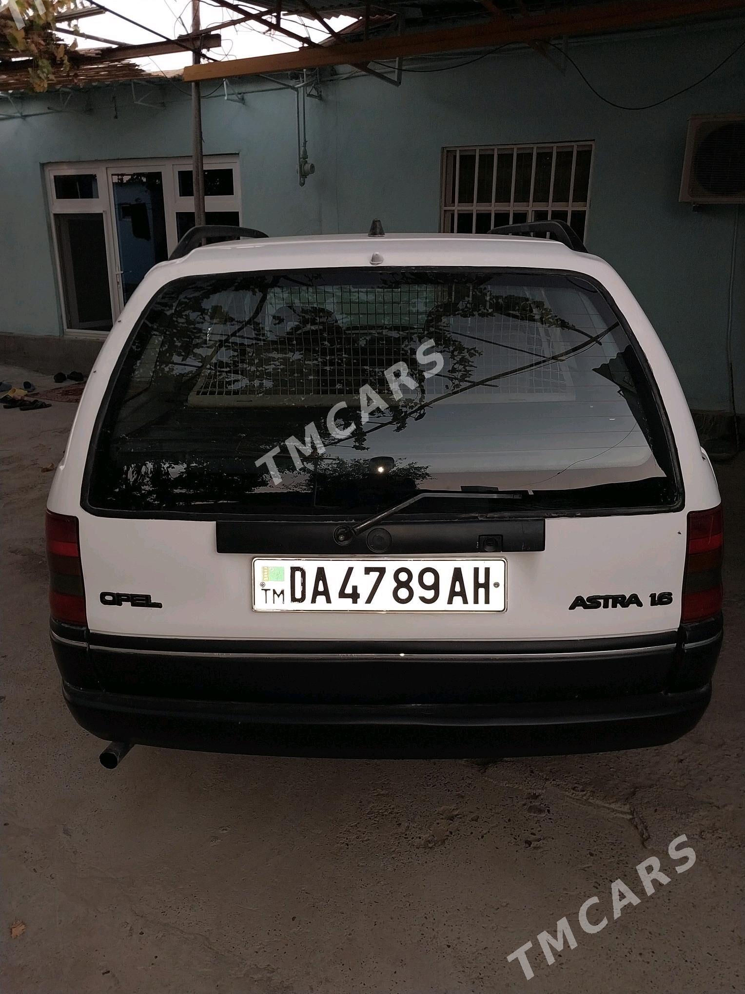 Opel Astra 1993 - 42 000 TMT - Kaka - img 4