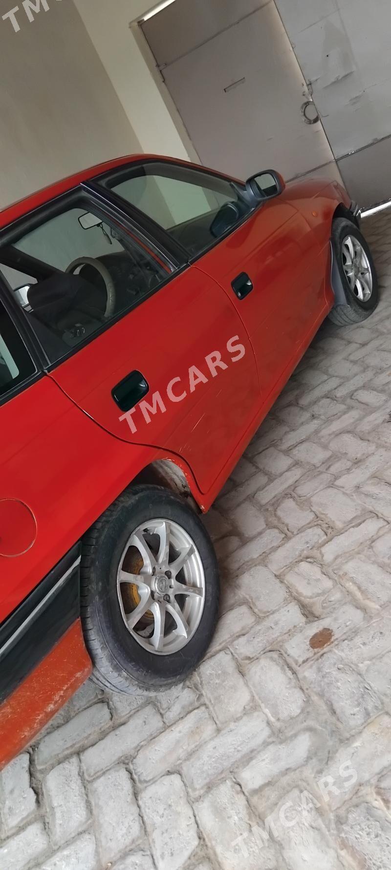 Opel Astra 1996 - 35 000 TMT - Kerki - img 3