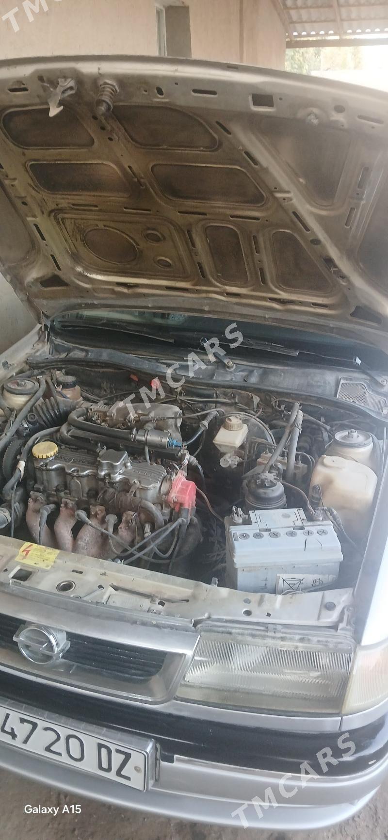 Opel Vectra 1995 - 34 000 TMT - Гурбансолтан Едже - img 6