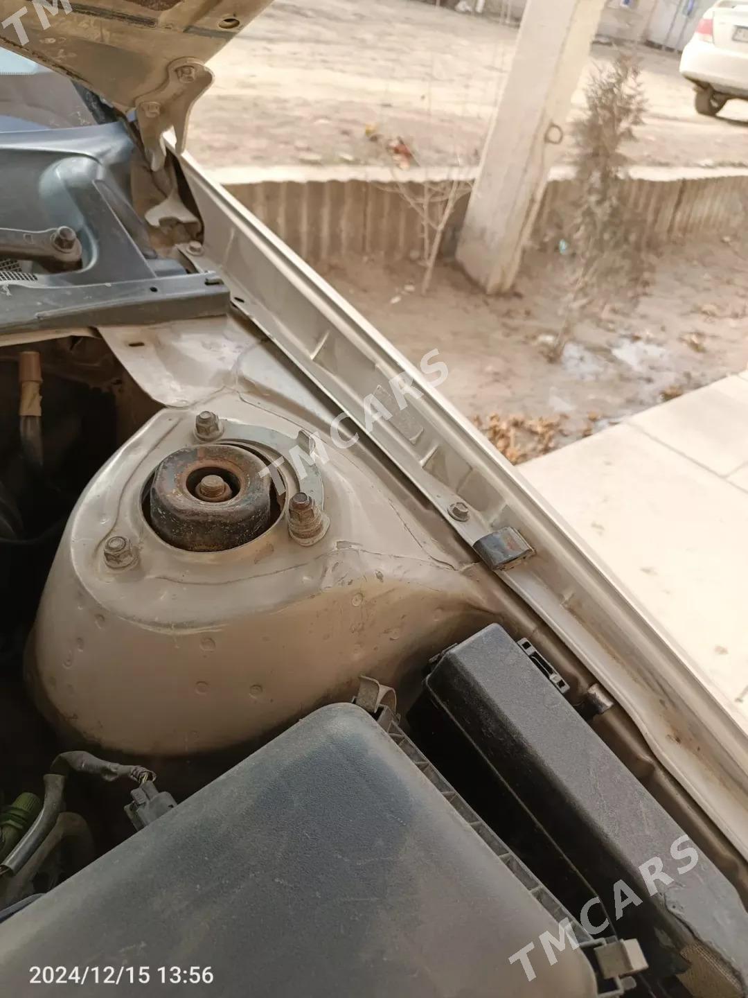 Toyota Camry 1999 - 125 000 TMT - Köneürgenç - img 8