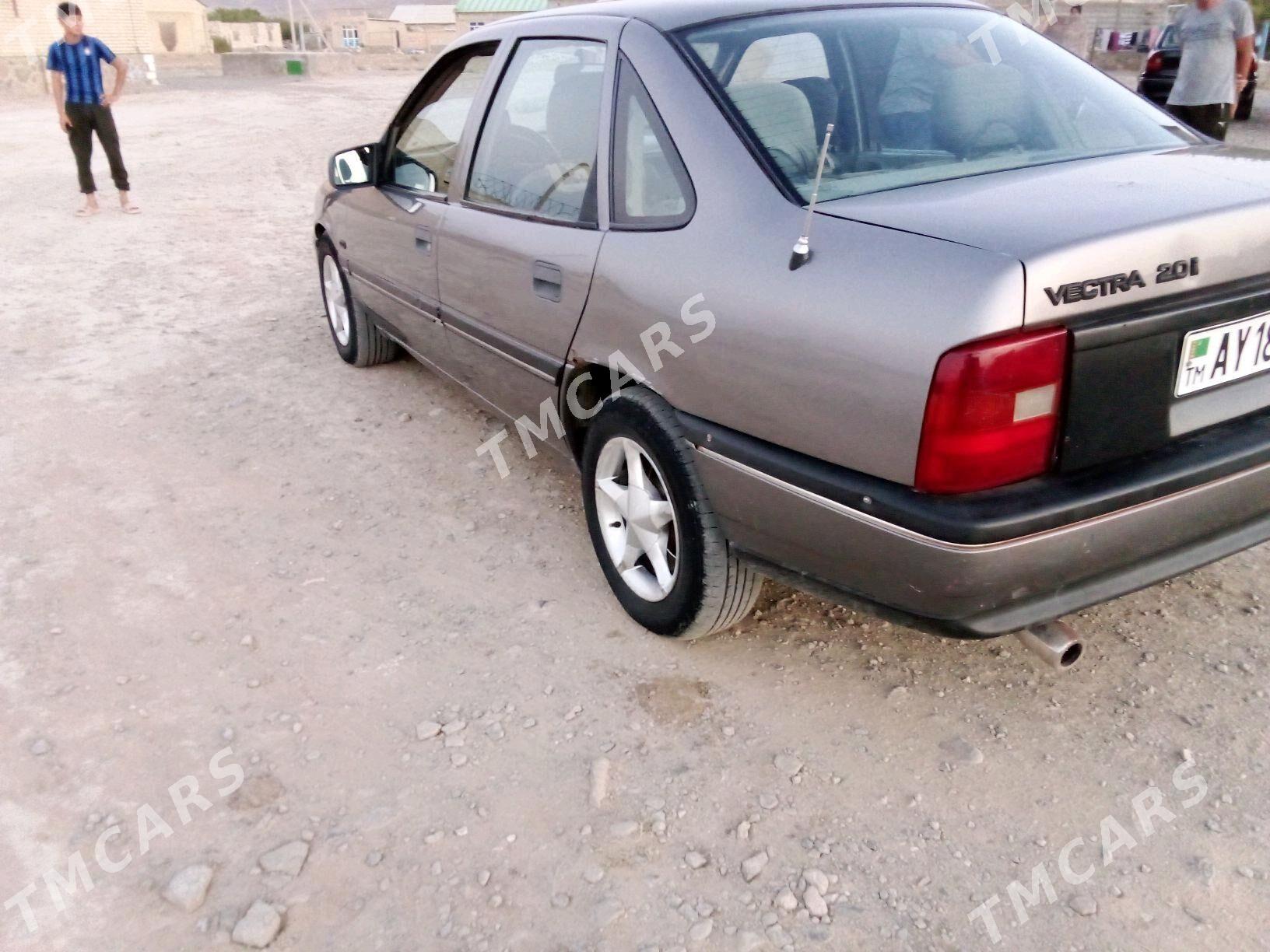 Opel Vectra 1990 - 30 000 TMT - Берекет - img 2