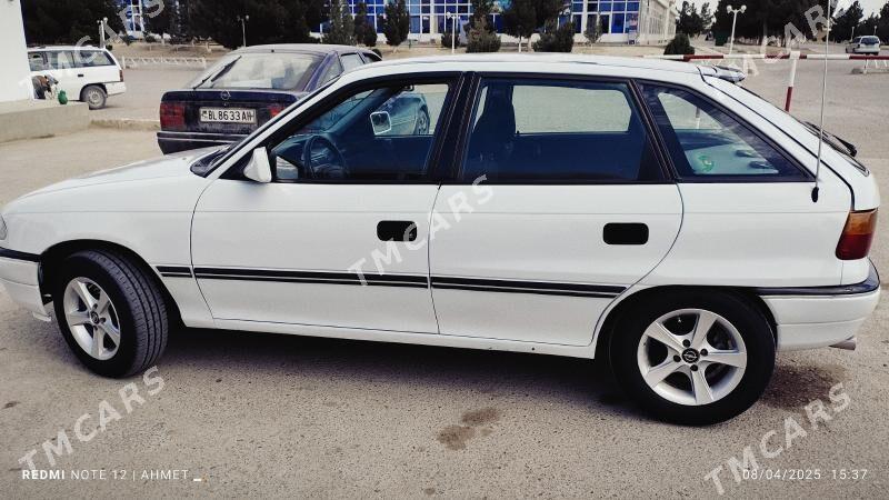 Opel Astra 1993 - 35 000 TMT - Bäherden - img 5